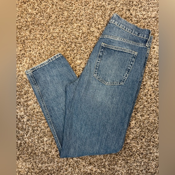 GAP women’s Blue Jeans - High Rise Cheeky Straight - 8/29 L - Picture 5 of 7